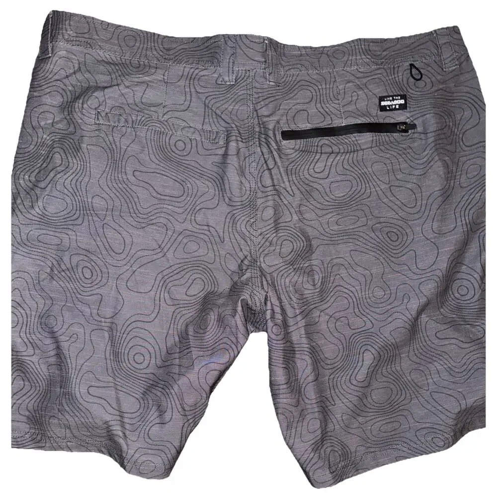 NWT Men’s Sea-Doo Gray Accent Size XL Walking / Board Shorts